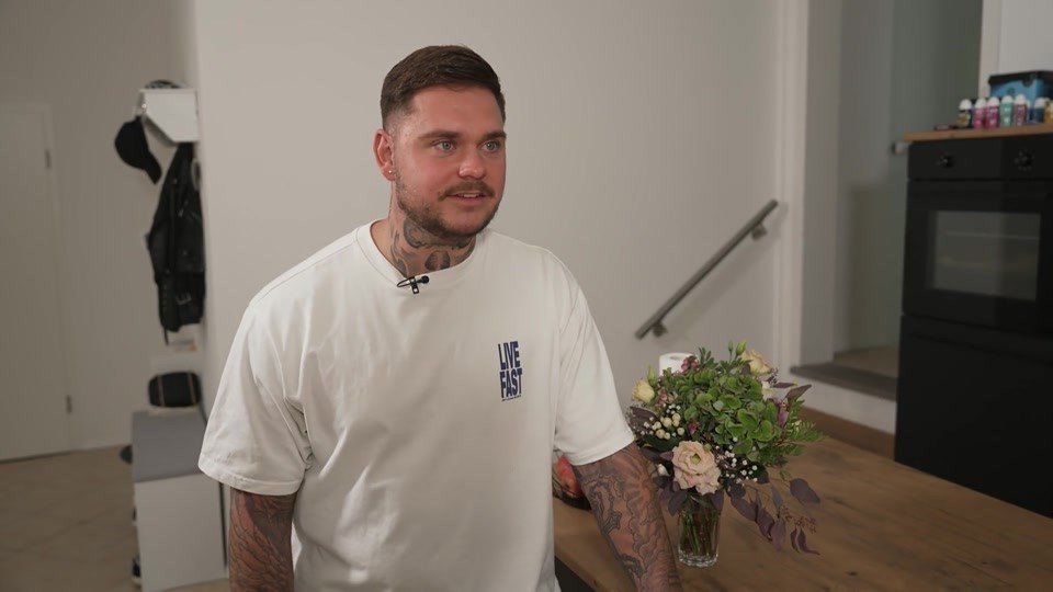 Clipbild: Nico Legat will nach dem Fremdgeh-Skandal aufräumen