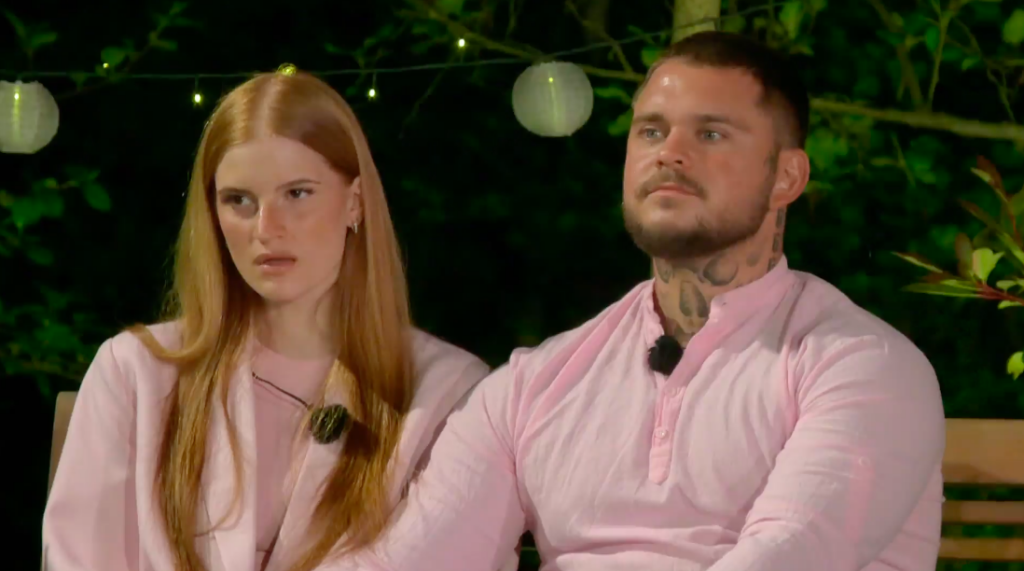 Sommerhaus der Stars 2026: Laura räumt Trennungsgerüchte aus – sie und Nico bleiben verlobt