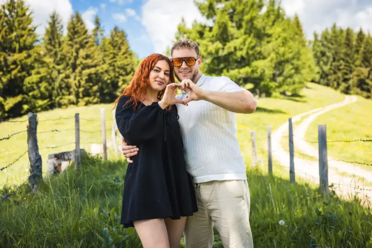 Butti (Johannes) mit dem Forsthaus-Team auf vollständigem Originalfoto