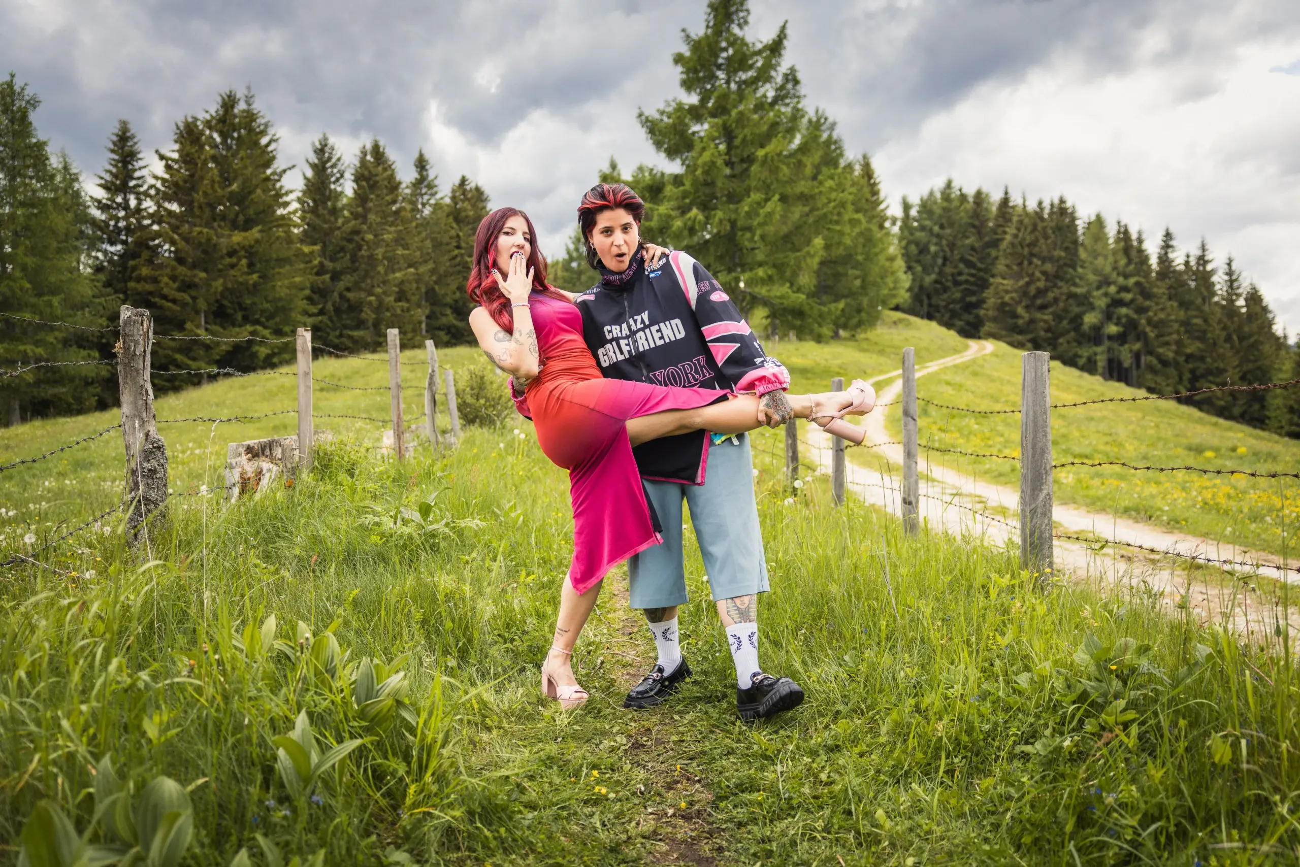 Julia (trinksaufmich) und Ebru (schwesta_ebra) bei Forsthaus Rampensau Österreich 2026